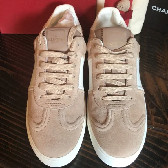 Valentino Rockstud lace up sneakers NWT - Picture 4 of 17